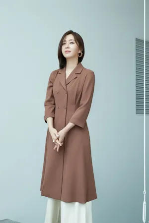 宋允儿代言画报性感图片写真