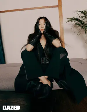 孔孝真复古色调大片写真图片_7