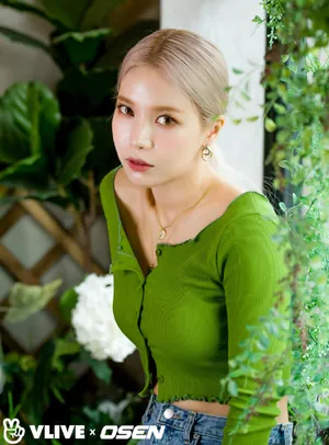 金容仙优雅性感写真图片_13