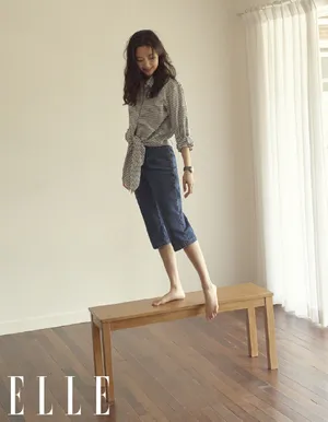 金高银百变风格性感写真图片_4