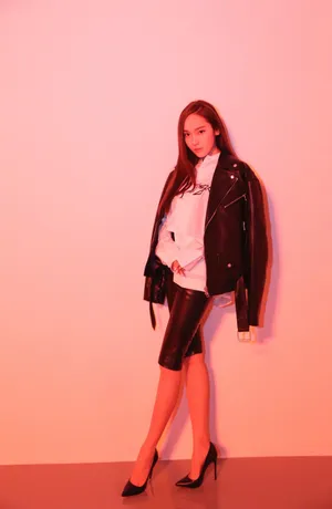 Jessica郑秀妍纽约时装周性感图片_4