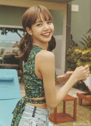Lisa夏威夷清凉性感写真图片_2
