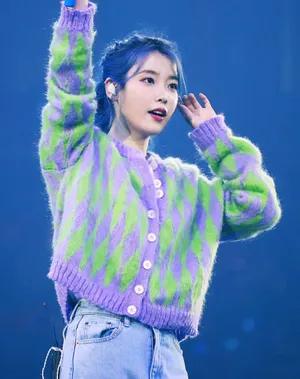 IU李知恩温柔少女感写真图片_2