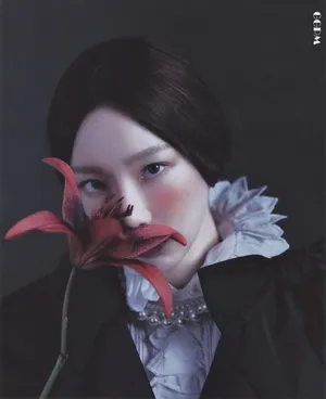 金泰妍春日美妆文艺写真图片_5