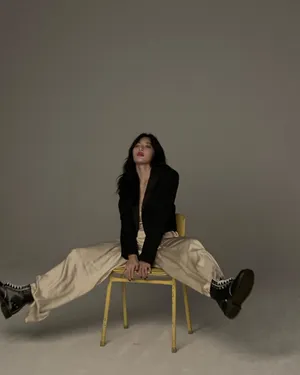 泫雅性感帅气写真花絮照图片_12