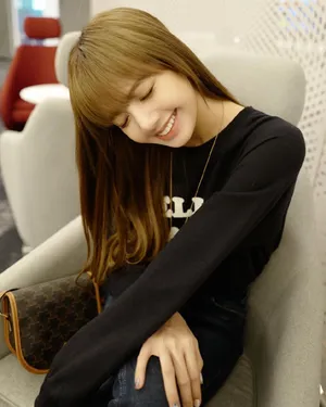 Lisa性感甜美写真图片_3