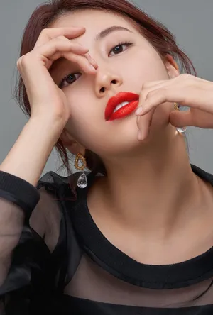 裴秀智妩媚动人写真图片_5