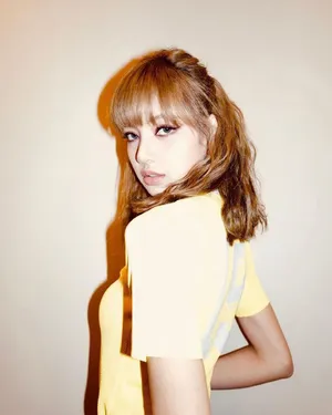 Lisa妩媚猫眼妆写真图片_3