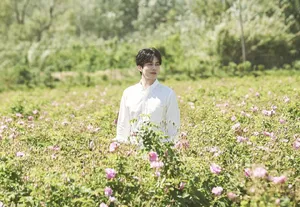 李栋旭浪漫写真花絮图片_3
