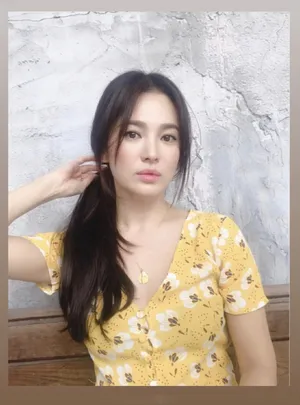 宋慧乔清新柔美写真图片