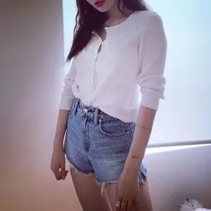 泫雅清纯性感生活照图片_5