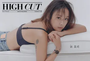 李孝利素雅淡妆性感写真图片_5