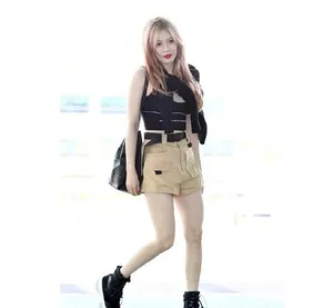金泫雅酷美性感机场图片
