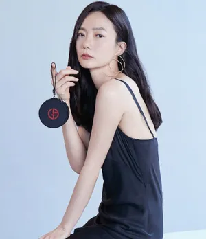 裴斗娜时尚杂志魅力写真图片