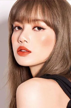 lisa性感迷人写真图片_3