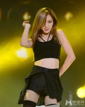 Miss A与FTIsland等助阵The Show_11