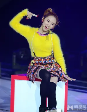 Miss A与FTIsland等助阵The Show_15