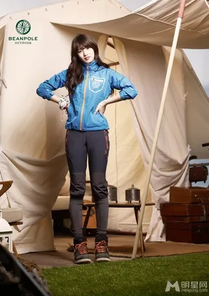 miss A秀智金秀贤变身登山情侣画报_3