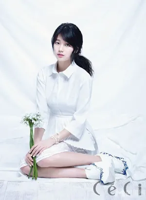 MISS A裴秀智清纯白色画报_5