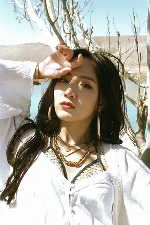 孟佳图片 孟佳MV最新写真图片_5