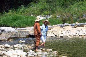三时三餐 官方更新金荷娜花絮新图_7