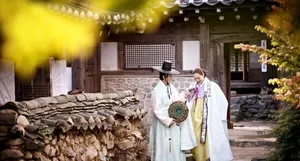 蔡琳高梓淇婚期将近乐开怀 婚照曝光