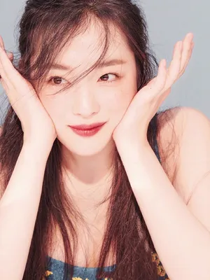 崔雪莉 《GRAZIA》封面图片