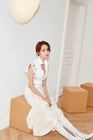 高俊熙时尚性感杂志写真图片