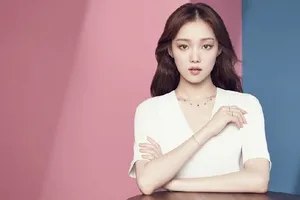 李圣经时尚魅力写真图片  李圣经图片_2