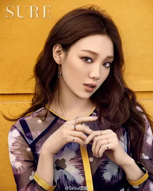 韩国美女李圣经巴黎街头时尚炫酷写真图片_6