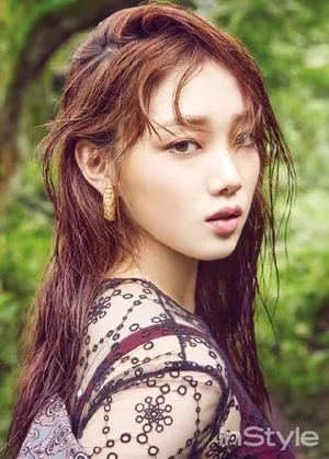 李圣经杂志写真图片  化身森林精灵_4