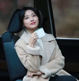 金智媛私服摄影花絮写真图片_1