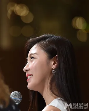 韩女星河智苑携手亲姐姐参加真人秀_4