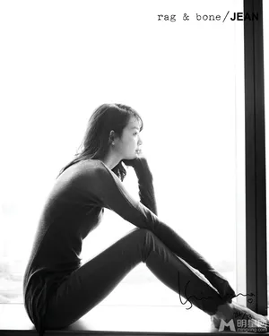 申敏儿清新黑白时尚高清写真1_3