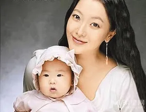 金喜善女儿图片