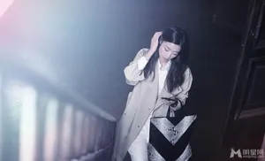 全智贤PAPARAZZI时尚写真 散发干练气息_3