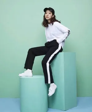 朴信惠个性时尚写真图片_7