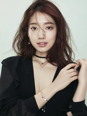 朴信惠图片  朴信惠情人节唯美画报图片_2