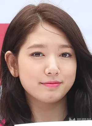朴信惠魅力出镜 韩剧女主角备受追捧_3