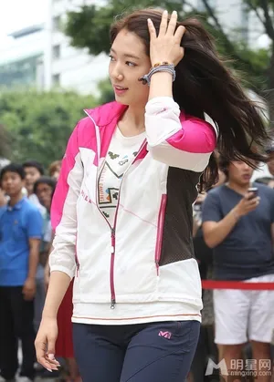 朴信惠魅力出镜 韩剧女主角备受追捧_4