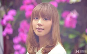盘点那些人比花魅的女星靓照朴信惠图_25