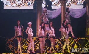 少女时代香港演唱会 化身蛋糕女郎惊艳全场_3
