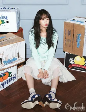 少女时代林允儿最新写真 时尚潮搭率领韩流第1张