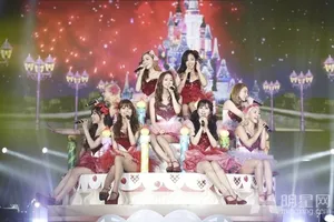 少女时代世界巡回演唱会首尔站现场照_1
