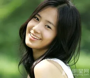 少女时代权俞利公开床上自拍 网友直呼像Krystal_2