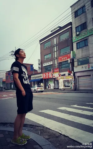 李准基微博高清自拍图片精选_18