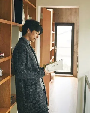 孔侑帅气大叔魅力写真图片_3