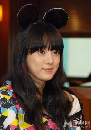 苏志燮被曝与女团成员交往 小女友私照曝光_2