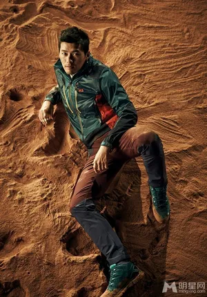 韩星玄彬拍户外服广告 尽显男人本色 玄彬图片_3