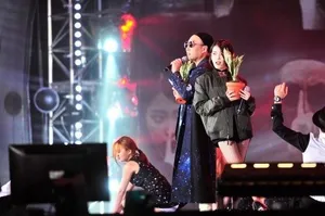 无限挑战歌谣祭朴明秀盛赞IU创作Leon的她是天才！